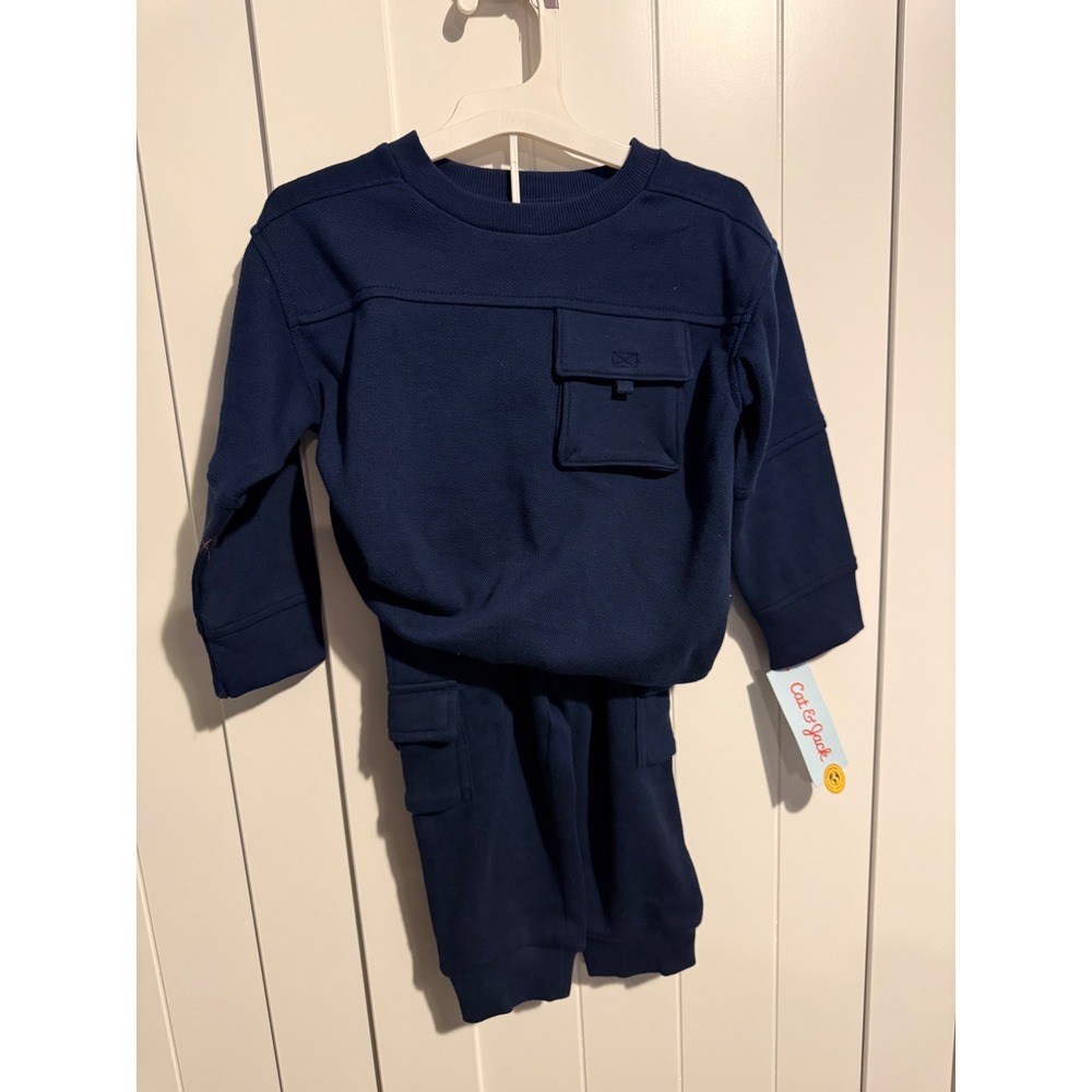 Cat & Jack Kids 2 Piece Navy Blue Sweatshirt and Jogger Set Size 2T NWT